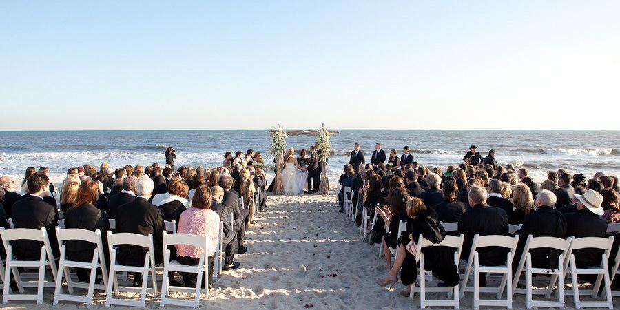 A Chic Coastal Wedding With Blue Accents in Southampton, New York